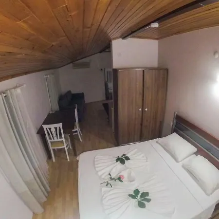 Kaizen Gate מלון