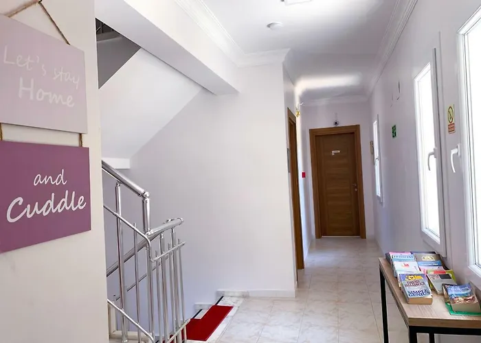 Kaizen Gate Szálloda 3*