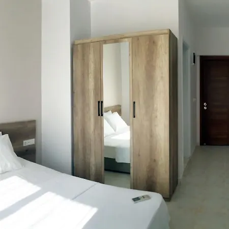 فندق كايزن غيت